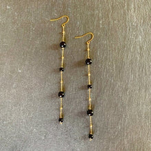 画像をギャラリービューアに読み込む, ロング チェーン に ブラック パール の エレガント イヤリング e-115