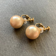 画像をギャラリービューアに読み込む, 大きな一粒コットンパール の イヤリング 14mm 大粒 e-142