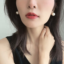画像をギャラリービューアに読み込む, 大きな一粒コットンパール の イヤリング 14mm 大粒 e-142