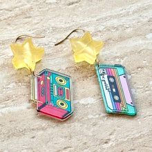 画像をギャラリービューアに読み込む, ラジカセ＆カセットピアス　p-254
