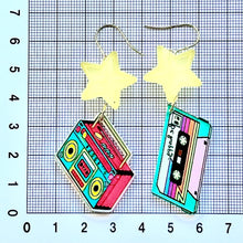 画像をギャラリービューアに読み込む, ラジカセ＆カセットピアス　p-254
