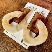 画像をギャラリービューアに読み込む, チョコレート&amp;ヌーディーカラーの大ぶりピアス p-60
